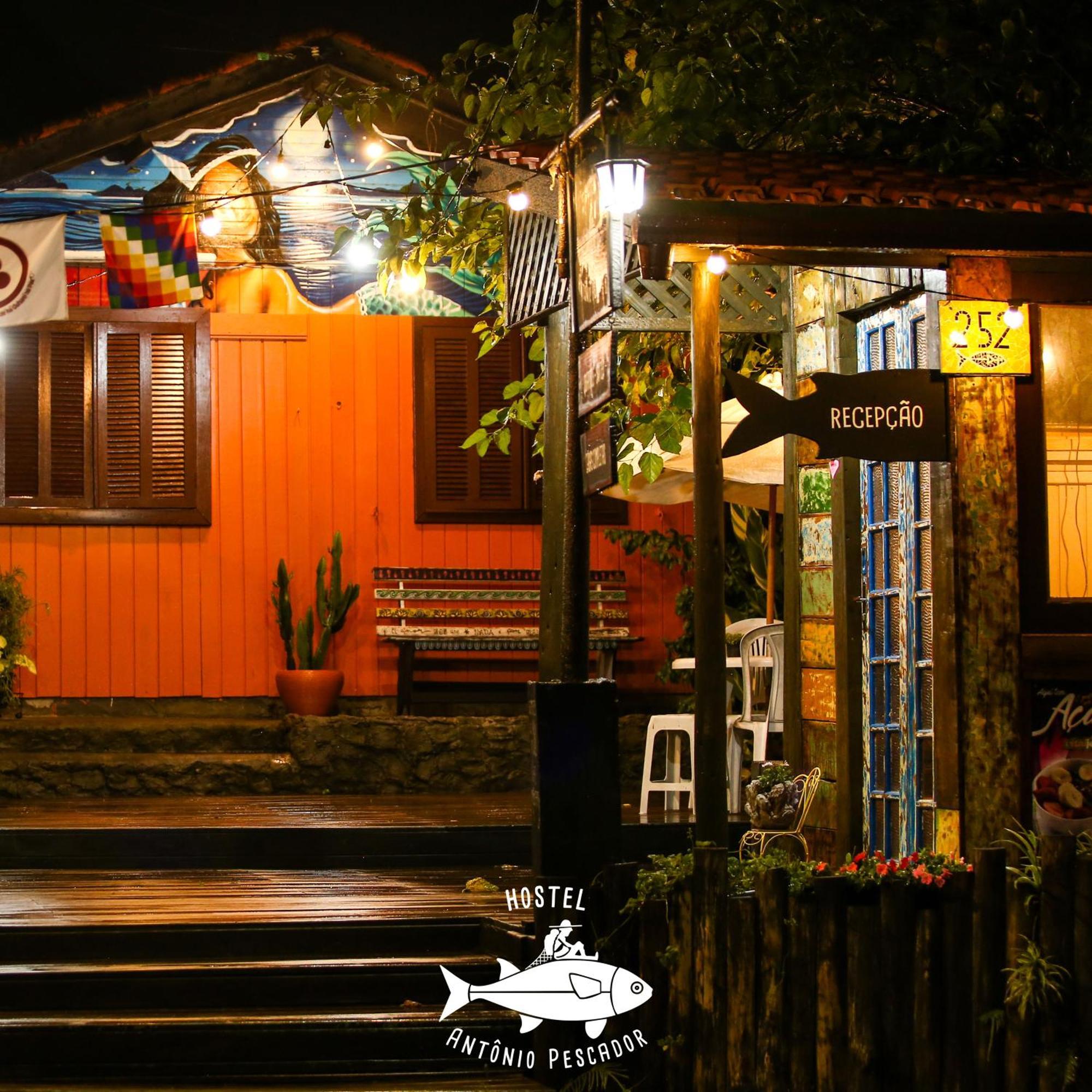 Hostel Antonio Pescador - Centro Da Guarda do Embaú Exteriér fotografie